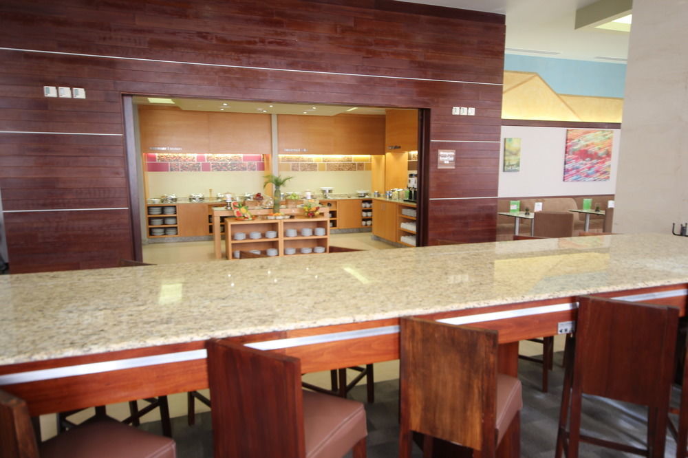 汉普顿希尔顿思劳阿罗普墨西哥酒店 锡劳 外观 照片